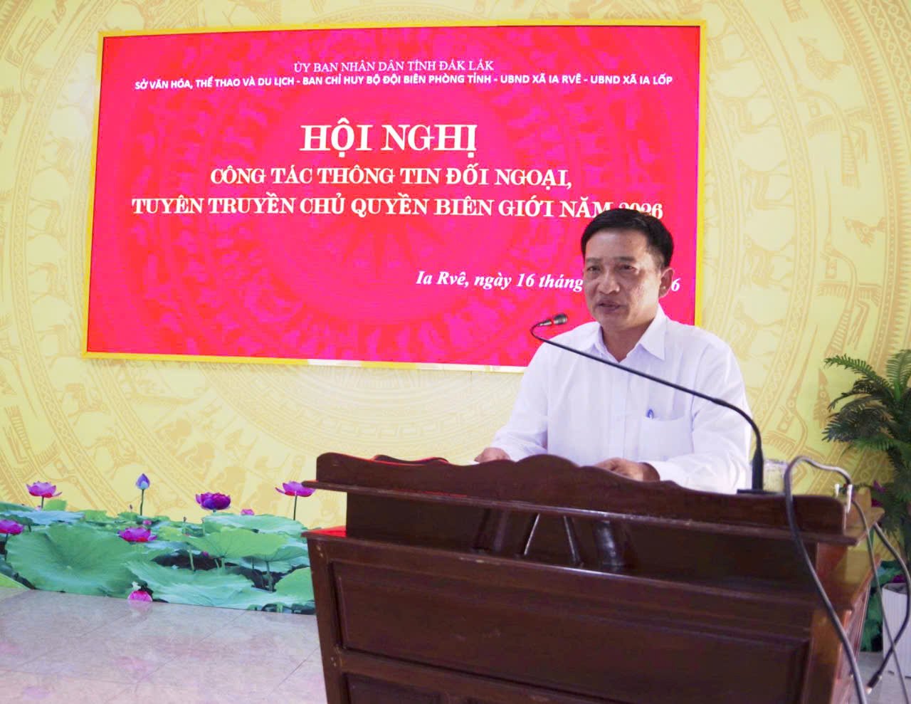 Ông Nguyễn Quốc Hiệp – Phó Giám đốc Sở VH,TT&DL phát biểu khai mạc